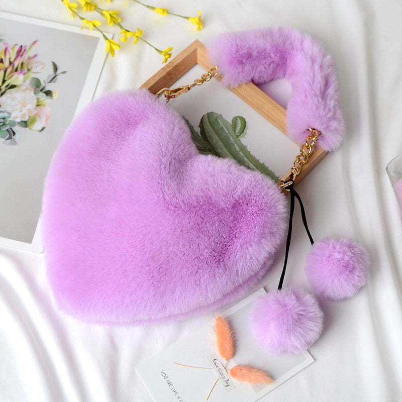 Bolsas de Inverno em Pelúcia com Formato de Coração