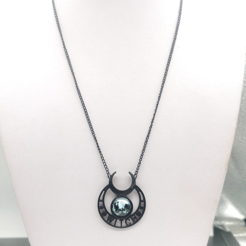 Colar Triplo com Pedra Azul de Lua Negra