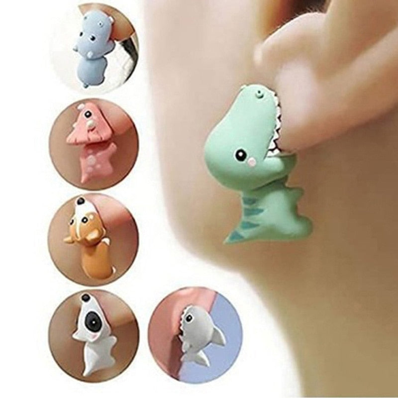 Conjunto de 2 Brincos Com Desenhos Animados